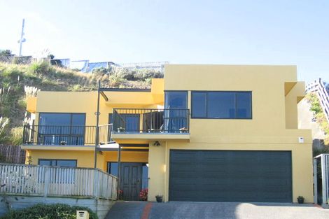 Photo of property in 10 Tregear Place, Camborne, Porirua, 5026