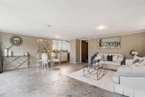 Photo of property in 9 Glucina Place, Glen Eden, Auckland, 0602