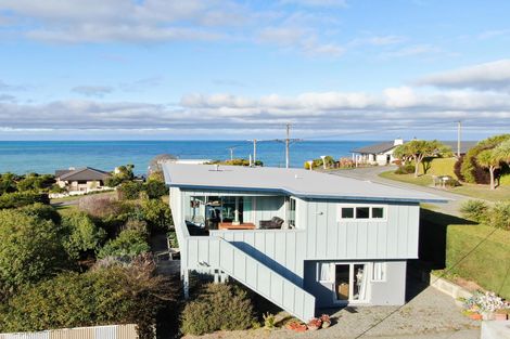 Photo of property in 8a Magdala Street, Kakanui, Oamaru, 9495