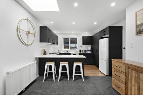 Photo of property in 14 Beazley Avenue, Paparangi, Wellington, 6037