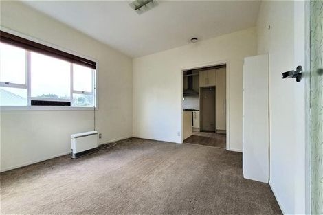 Photo of property in 1 Saltaire Street, Avondale, Auckland, 1026