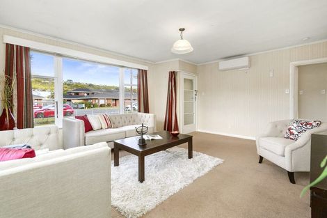 Photo of property in 83 Oxford Street, Tawa, Wellington, 5028