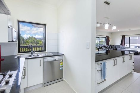 Photo of property in 90 Kirton Drive, Riverstone Terraces, Upper Hutt, 5018
