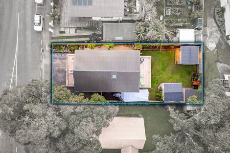 Photo of property in 54 Waiwera Road, Waiwera, Orewa, 0994