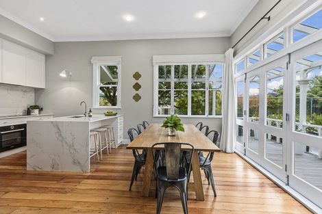 Photo of property in 1 Fancourt Street, Karori, Wellington, 6012