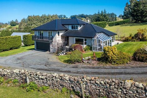 Photo of property in 93 Three Mile Hill Road, Halfway Bush, Dunedin, 9076