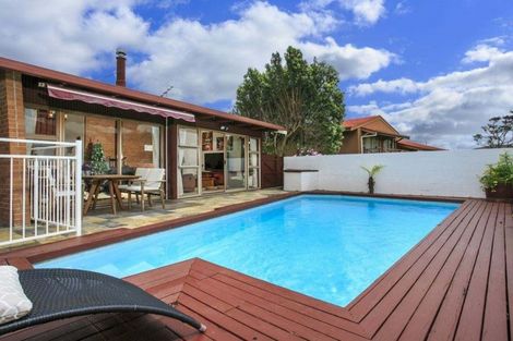 Photo of property in 55 Porritt Avenue, Chatswood, Auckland, 0626