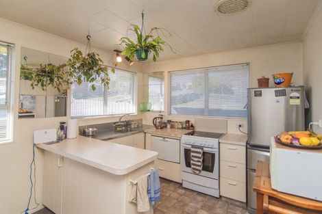 Photo of property in 6 Clyde Carr Crescent, Waimataitai, Timaru, 7910