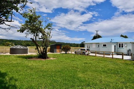 Photo of property in 14 Curries Road, Karamea, 7893