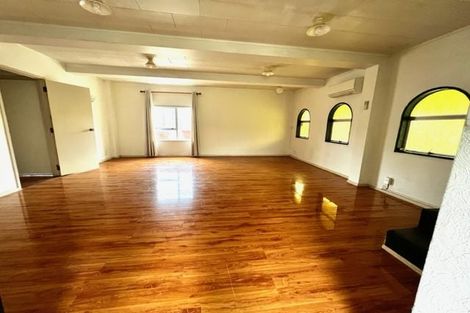 Photo of property in 37 Awaruku Road, Torbay, Auckland, 0630