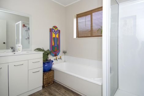 Photo of property in 121a Dickson Road, Papamoa Beach, Papamoa, 3118