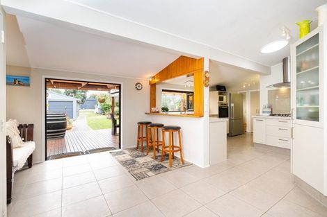 Photo of property in 148 Beach Road, Haumoana, 4102