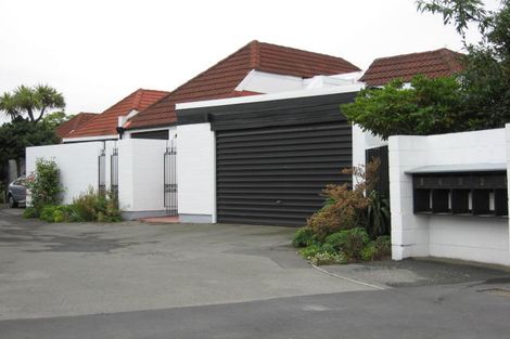 Photo of property in 4/73 Waimairi Road, Upper Riccarton, Christchurch, 8041