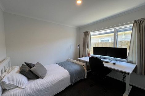 Photo of property in 33 Katipo Road, Takanini, 2112