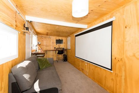 Photo of property in 25 Riddlers Crescent, Petone, Lower Hutt, 5012