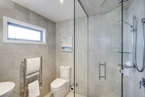 Photo of property in 12 Bray Place, Havelock North, 4130