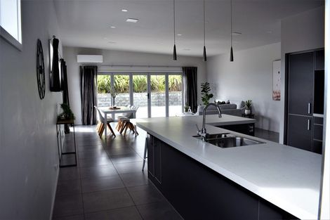 Photo of property in 37 The Ford, Huntington, Hamilton, 3210