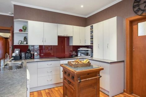 Photo of property in 418 Tay Street, Turnbull Thomson Park, Invercargill, 9810