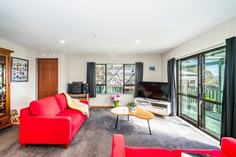 Photo of property in 28 Matenga Street, Waikanae, 5036