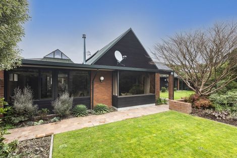 Photo of property in 9 Frith Place, Burnside, Christchurch, 8053