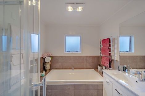 Photo of property in 4 Albert Street, Waipukurau, 4200