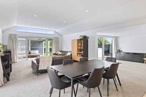 Photo of property in 5 Rockport Place, Parklands, Christchurch, 8083