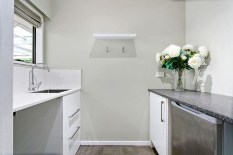 Photo of property in 83 Carlyle Street, Leamington, Cambridge, 3432