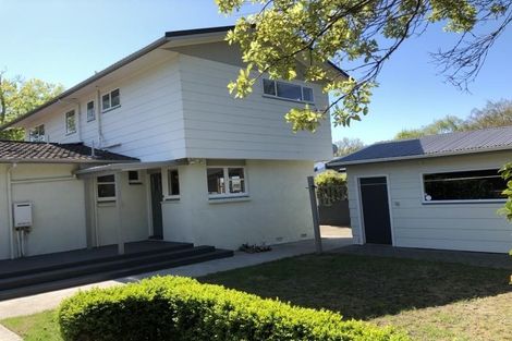 Photo of property in 1 Deller Grove, Silverstream, Upper Hutt, 5019