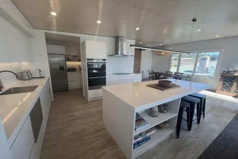 Photo of property in 42 Gilbert Street, New Plymouth, 4310