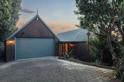 Photo of property in 68 Cannon Hill Crescent, Mount Pleasant, Christchurch, 8081