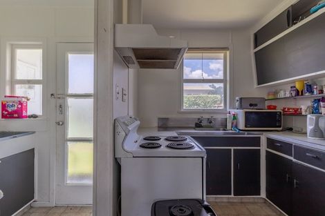 Photo of property in 2/2 Oak Street, Morrinsville, 3300