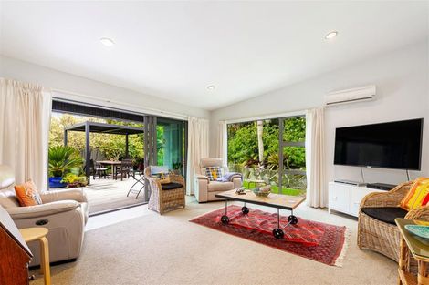 Photo of property in 46 The Circle, Manly, Whangaparaoa, 0930