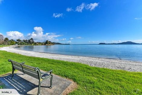 Photo of property in 4 Kawakawa-orere Road, Kawakawa Bay, Papakura, 2585