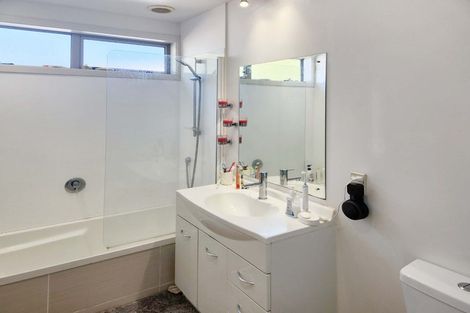 Photo of property in 8 Otonga Heights, Maungaraki, Lower Hutt, 5010