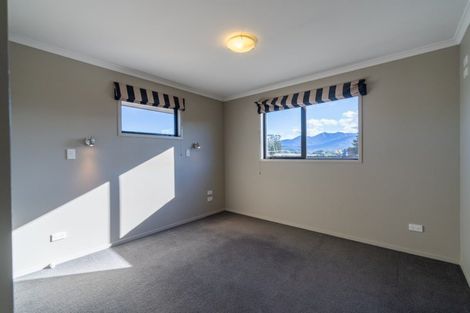 Photo of property in 78 Orbell Crescent, Te Anau, 9679