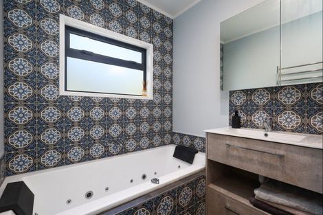 Photo of property in 52 Arapiki Road, Stoke, Nelson, 7011