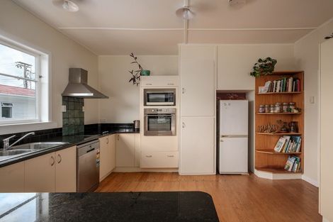 Photo of property in 76 Atkinson Street, Mangapapa, Gisborne, 4010