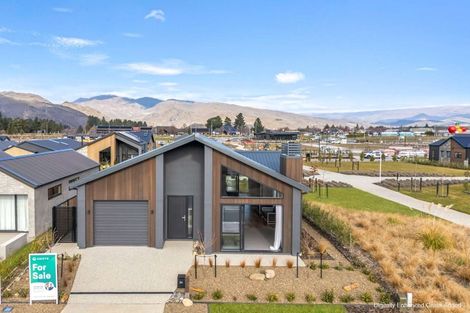 Photo of property in 24 Bragato Way, Cromwell, 9310