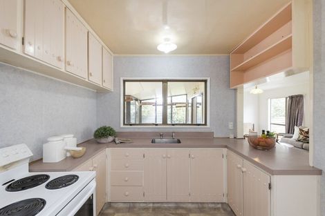 Photo of property in 14 Meadowbrook Drive, Cloverlea, Palmerston North, 4412