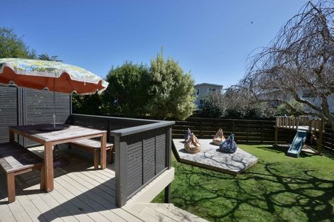 Photo of property in 18 Seymour Place, Bellevue, Tauranga, 3110