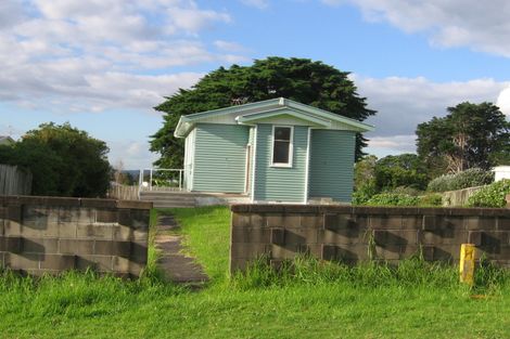 Photo of property in 10 Lookout Drive, Laingholm, Auckland, 0604