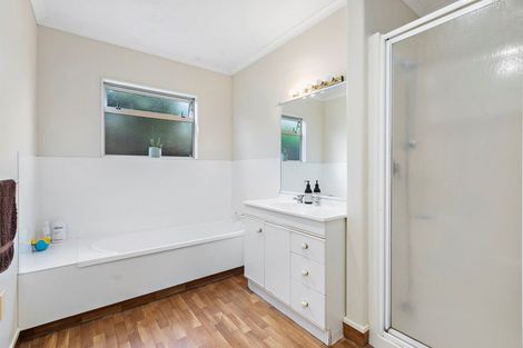 Photo of property in 17 Thornlea Drive, Welcome Bay, Tauranga, 3112