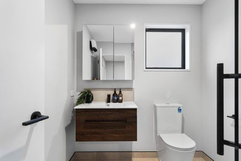 Photo of property in 2/162 Springfield Road, St Albans, Christchurch, 8014