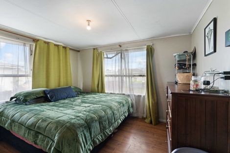 Photo of property in 39 Blake Road, Mangere East, Auckland, 2024
