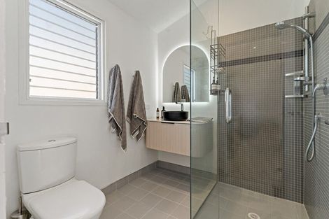 Photo of property in 6l Carlton Gore Road, Grafton, Auckland, 1023