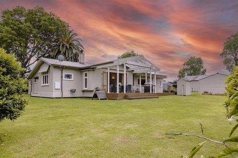 Photo of property in 1387 Colyton Road, Ashhurst, Palmerston North, 4470