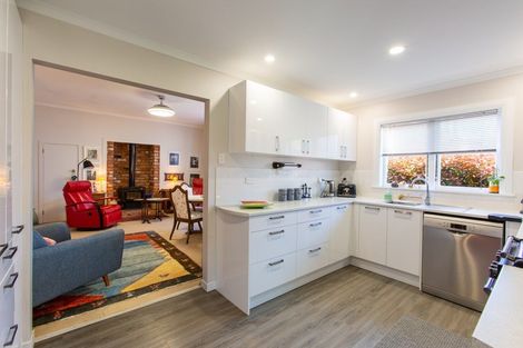 Photo of property in 18 Trafalgar Street, Dannevirke, 4930