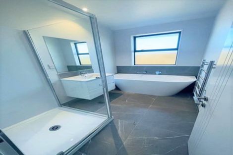 Photo of property in 27 Horoeka Street, Russley, Christchurch, 8042