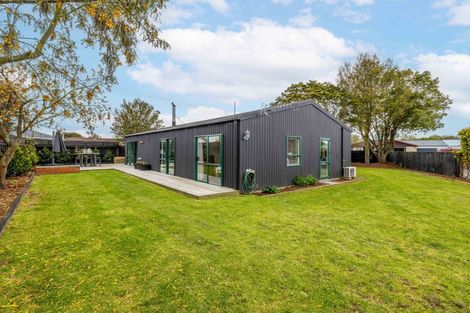 Photo of property in 3 Chilton Drive, Mairehau, Christchurch, 8052