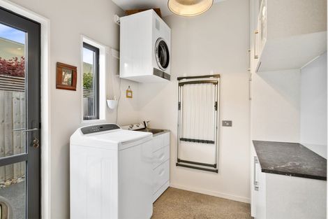 Photo of property in 11 Plynlimon Road, Fendalton, Christchurch, 8052